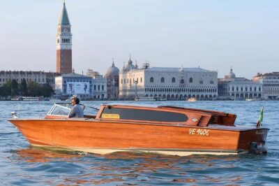 Private Arrival Transfer from Marco Polo Airport to Venice - Private water taxi on the lagoon and Canal Grande photos