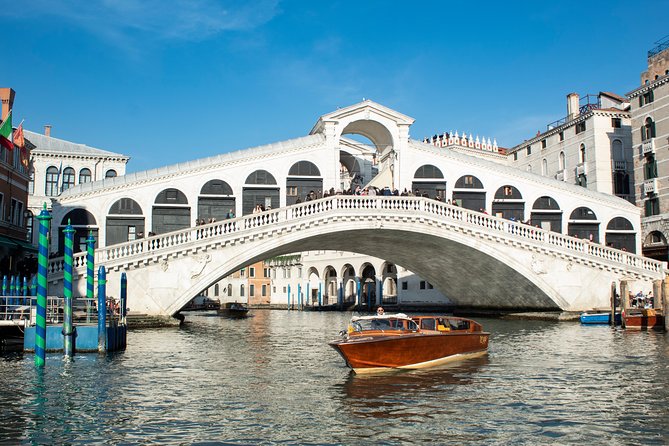 Private Arrival Transfer: Venice Train or Bus Stations to Venice Hotels - Key things that matter with this transfer