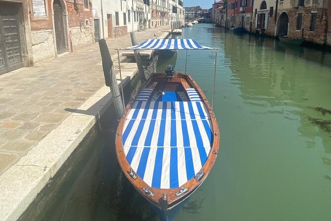 Private boat tour to the islands of Venice - Comfort and weather: the small things that can make or break it
