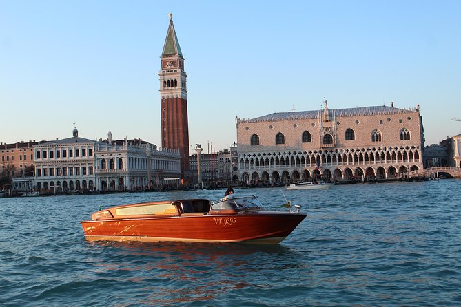 Private Departure Transfer: Venice Hotels to Venice Train or Bus Station - The canal ride: why 10 minutes still feels worth it