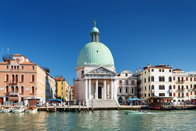 Private Departure Transfer: Venice Hotels to Venice Train or Bus Station - Luggage rules and the cobblestone reality
