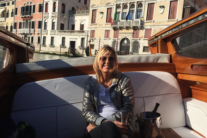 Private Departure,Transfer: Venice Cruise Terminal to Marco Polo Airport - Entering Venice: why this transfer is the cruise-day lifesaver