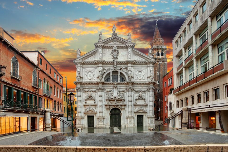 Private Family Tour of Venice with Fun Activities for Kids - San Marco to San Polo Highlights on the 2-Hour Option