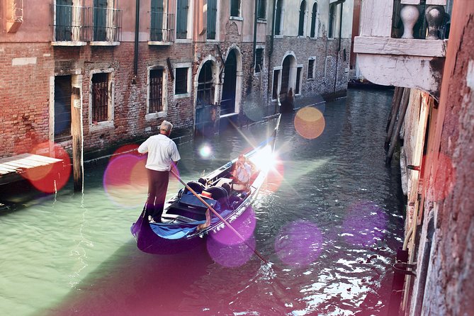 Private Gondola Ride in Venice - Meeting at Gritti Palace and the 15-Minute Check-In Rule