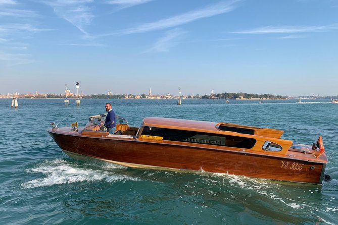 Private Grand Canal Boat Tour , Murano and Burano 6 hours - Burano: Color, Lace, and a Real Sense of Island Time