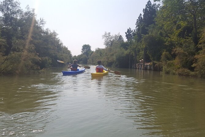 Private Kayak Tour in the Venetian Lagoon - Burano, Mazzorbo, and the calm canals feeling