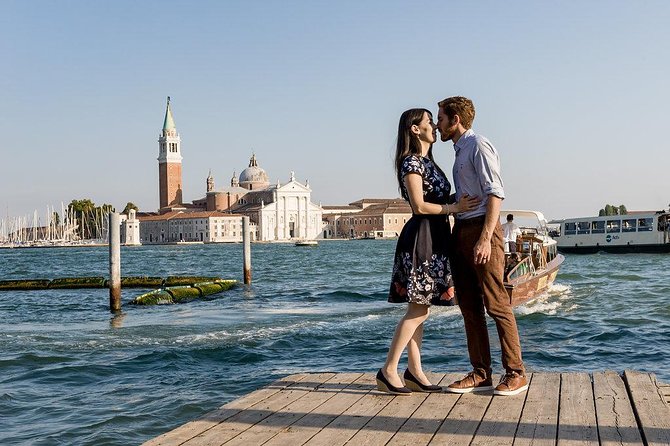 Private Photo Shoot & walking tour - The Walking Part: Canals and Hidden Alleys Without a Chaotic Tour Bus