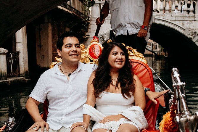 Private Photoshoot Experience in Venice - Why This Private Venice Photoshoot Beats DIY Photos