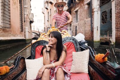 Private Photoshoot of Your Gondola Ride in Venice - Meeting at San Zaccaria: the part that sets the tone