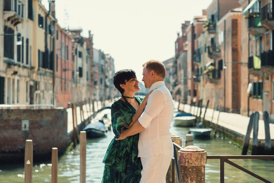 Private Photoshoot of Your Gondola Ride in Venice - Santa Maria Formosa: the 30-minute gondola ride that matters