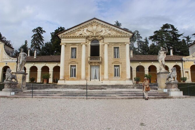 Private Prosecco , Hilltowns & Palladian Villa Tour from Venice - Venturing Beyond Venice: Hill Towns, Minivan Comfort, and a Small Group