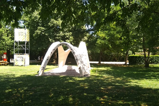 Private tour Biennale 2026: In Minor Key - National pavilions at Giardini: what you’ll look for during the first stretch