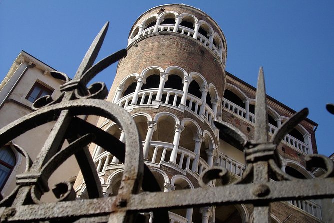 Private Tour: Venice Half-Day Walking Tour - The Scala Contarini del Bovolo and a story you can spot
