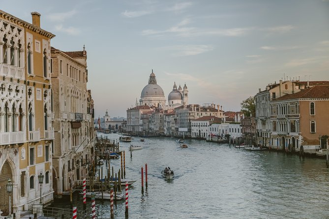 Private Transfer from Venice Airport to Hotel in Venice City Center - Meet your licensed assistant at Marco Polo arrivals