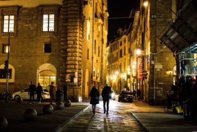 Private Transfer from Venice to Florence, 2h of sightseeing - Your driver: local tips without the “guided tour” pressure