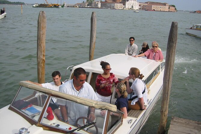 Private Venice 2 hrs Tour: Boat & Walking Tour with food tasting - Price and value: what $402.49 per person buys you