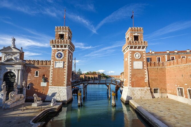 Private Venice Canal Cruise: 2-Hour Grand Canal and Secret Canals - Cannaregio backstreets: calmer canals and real neighborhood texture