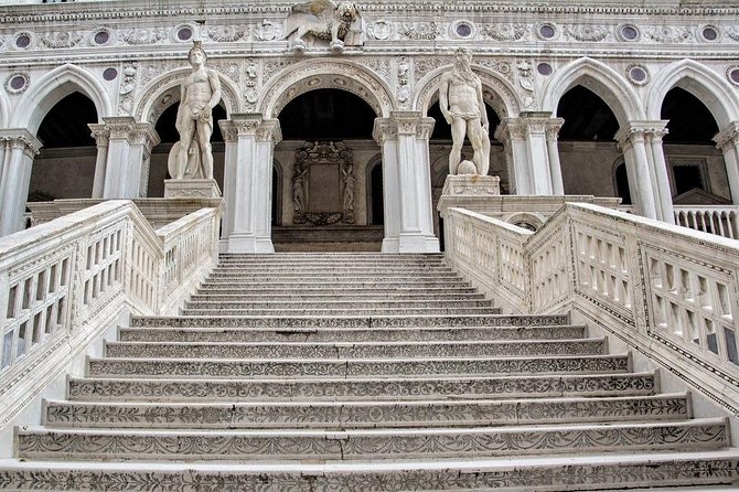 Private Venice City Tour and Gondola Ride - Why private guidance matters in Venice (and how it shows up here)