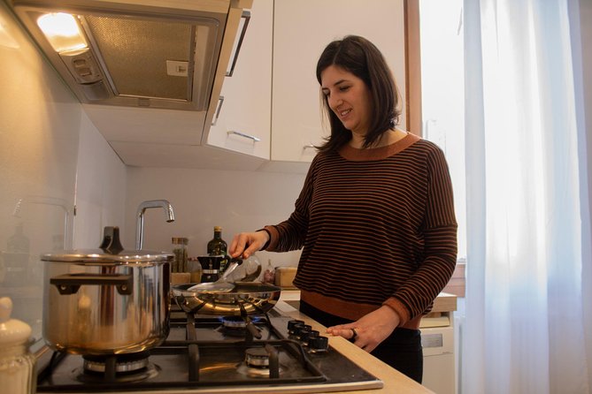 Private Venice Cooking Class and Market Tour with Fun Local Laura - Why a home kitchen beats another Venice tour stop
