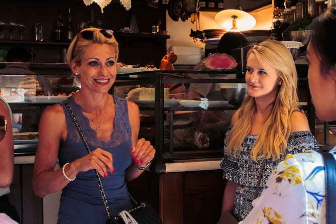 Private Venice Food Tour with Rialto Market Visit - WEnice Streetfood: seafood in a market-fresh style