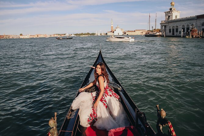Private Walking and Photography Tour in Venice - Stop 3: Piazza San Marco Around the Attractions for Authentic Photos