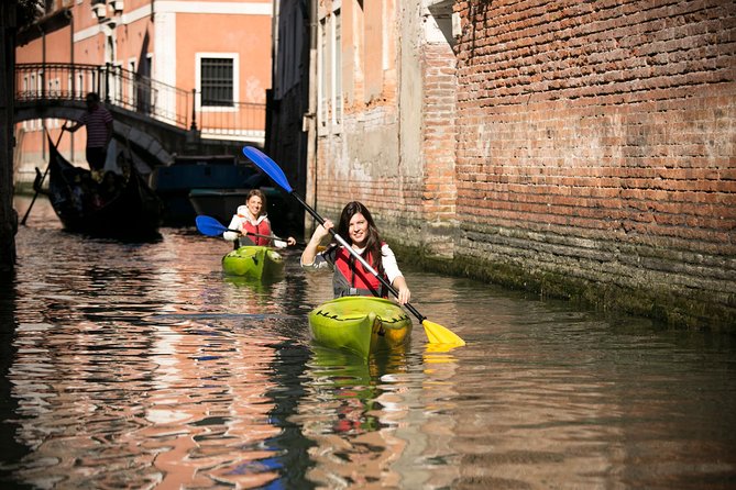Real Venetian Kayak - Tour of Venice Canals with a Local Guide - What the Route Feels Like on the Water