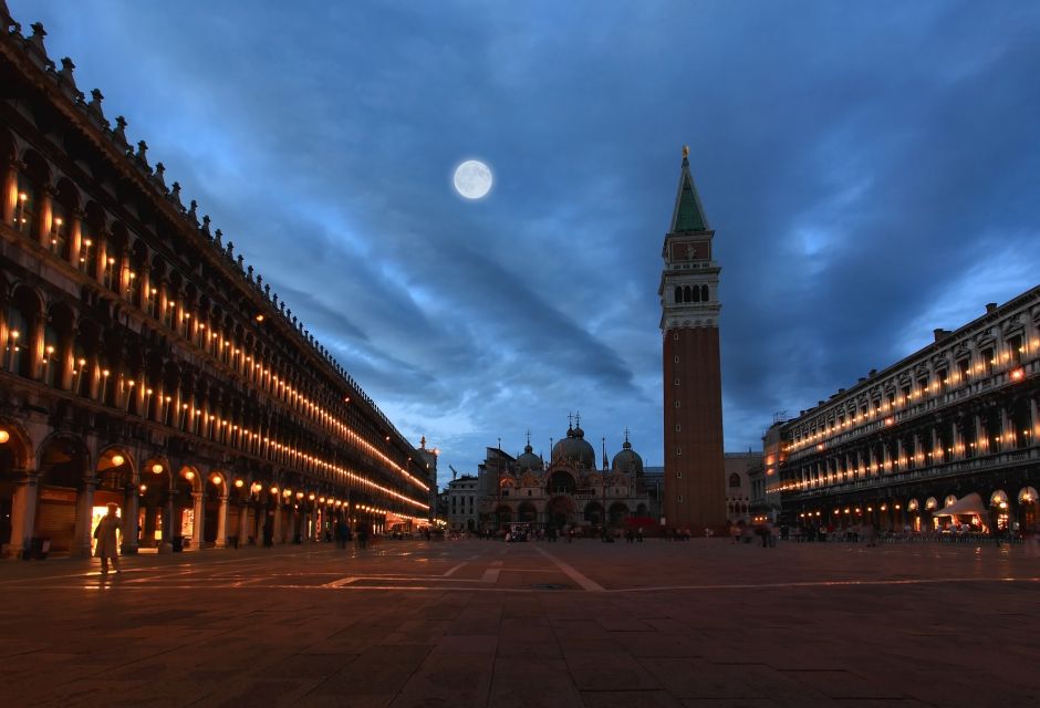 Saint Mark's Basilica: After Hours Private Tour - Practical tips: dress code, bags, and photos