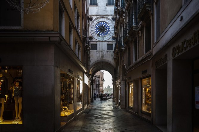 San Marco Pass: Basilica, Doge Pal. & Bell Tower Priority Tickets - Correr Museum, Marciana Library, and the National Archaeological Museum: the culture run