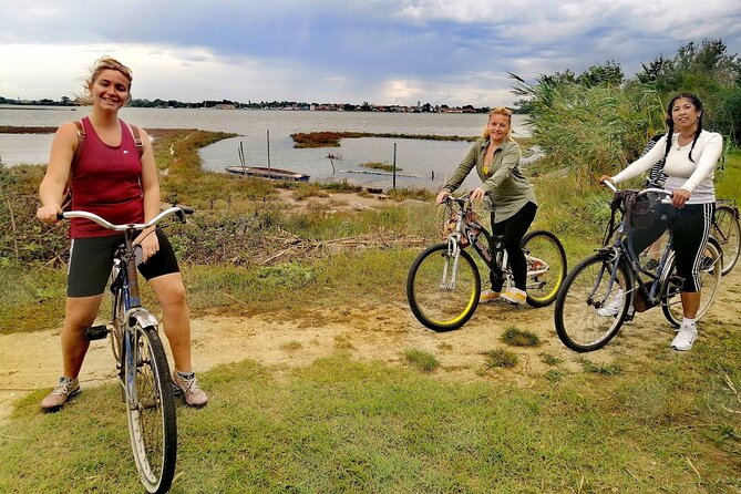 Sant’Erasmo Bike Tour in Venice’s Green Island - Getting there: the 30-minute vaporetto ride across the lagoon