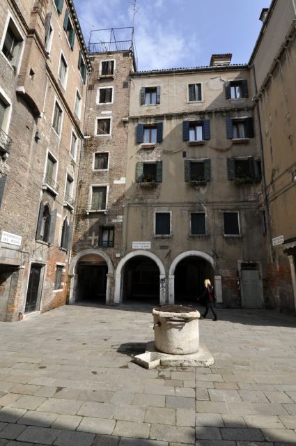 Secret Venice: 2-Hour Private Walking Tour - Key highlights worth your time