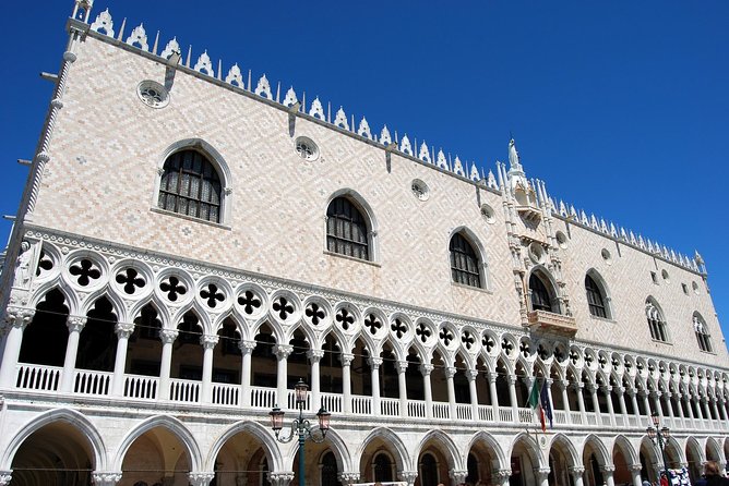 Skip the Line Venice Doge's Palace and St. Mark's Basilica Tour - Guide quality and headset use: what to watch for