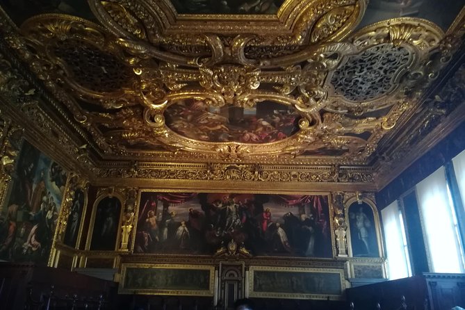 Skip-the-Line Venice Private Tour Including St Mark Doges Palace & Gondola Ride - Doge’s Palace with skip-the-line: power, frescoes, and the Bridge of Sighs