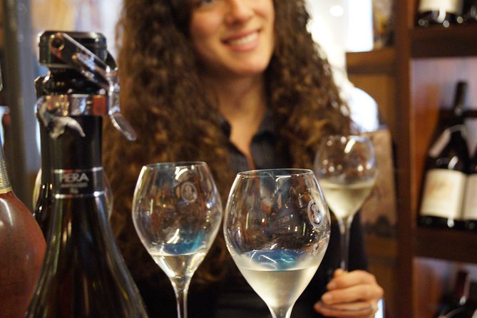 Sparkling Wine & Italian Prosecco Tasting in Venice - The 40-minute tasting: what actually happens during your visit