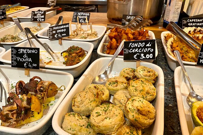 Tasty Street Food Tour of Venice City Center with Cicchetti & Local Specialties - Rialto-to-Old-Venice pacing: why the route works