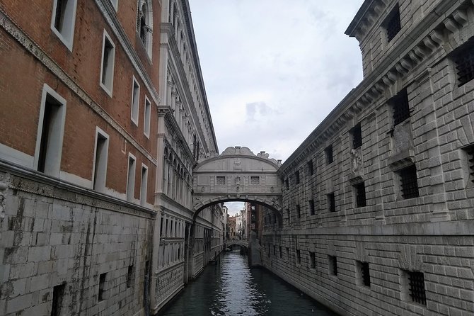 The Best of Venice and Murano with Saint Mark's Private Tour - St Mark’s Basilica Entry Rules and What Skip-the-Line Buys You