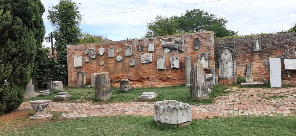 The gems of the lagoon. Torcello Burano Murano - Price and Tickets: Getting Your Money’s Worth