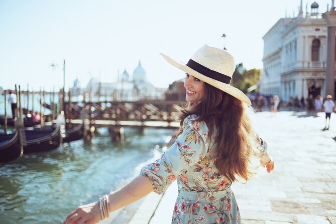 The Grand Canal & Rialto Bridge Private Photo Shoot - Piazza San Marco and Basilica di San Marco Stops