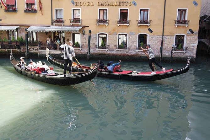 The Heart of Venice: A Self-Guided Audio Tour - How a VoiceMap self-guided tour keeps Venice feeling easy