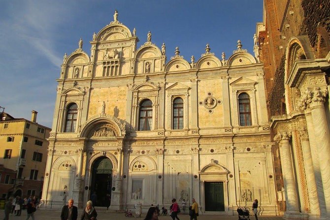 The Heart of Venice: A Self-Guided Audio Tour - Palazzo Cavalli and the Centro Maree: the science behind acqua alta
