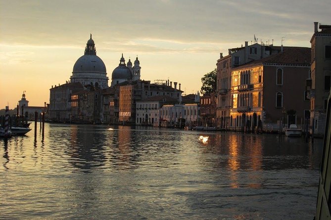 The Heart of Venice: A Self-Guided Audio Tour - Rialto Bridge: from raised bascules to today’s landmark