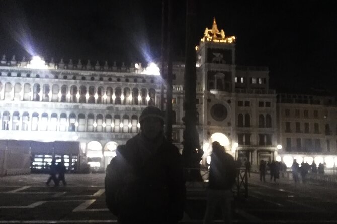 Tour of Venice between Art, History, Legend and Secrets - Chiesa di San Zulian (Giuliano): gold works and three painting masters