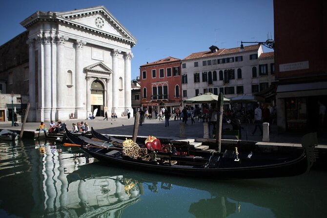 Tour on the Trails of Commissario Brunetti in Venice - Why follow Commissario Brunetti’s Venice streets