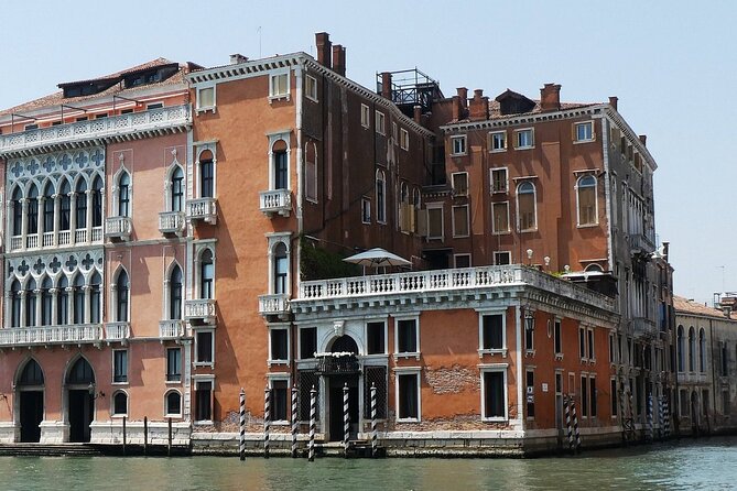 Tour on the Trails of Commissario Brunetti in Venice - What the local guide work feels like on the ground
