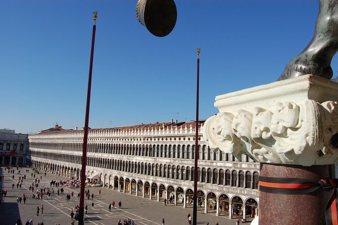 Unusual Perspectives of St Mark's Basilica & optional Pala d'Oro - Entering St Mark’s: skip the line, then switch your viewpoint