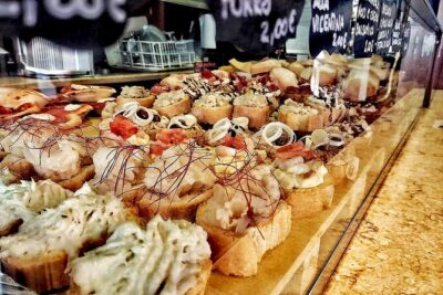 Venetian food stories: a private culinary tour - Where you meet: Combo, Campo dei Gesuiti, and a quick orientation
