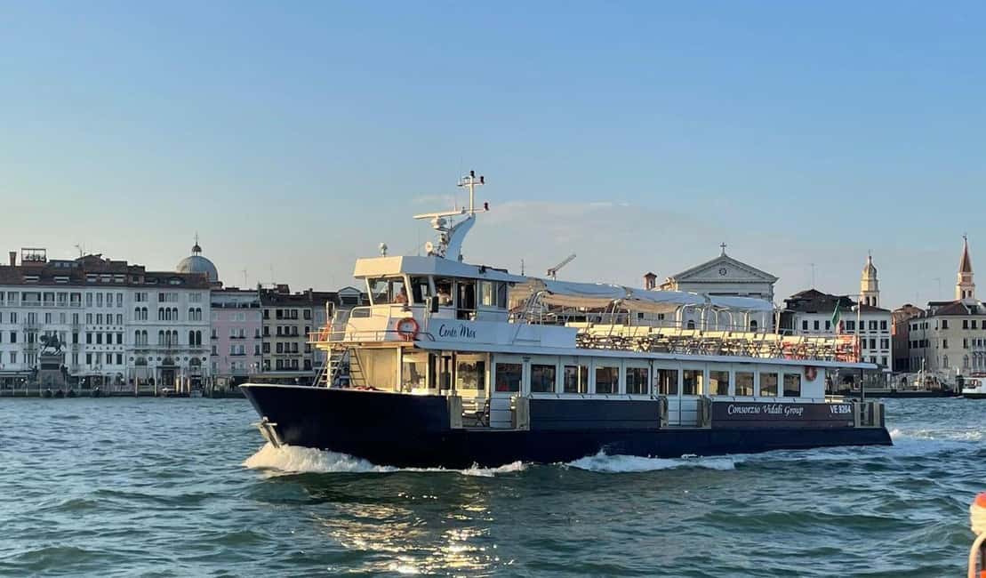 Venetian Lagoon Tour: Visit Murano, Burano and Torcello - How the onboard experience works: multilingual commentary on the move