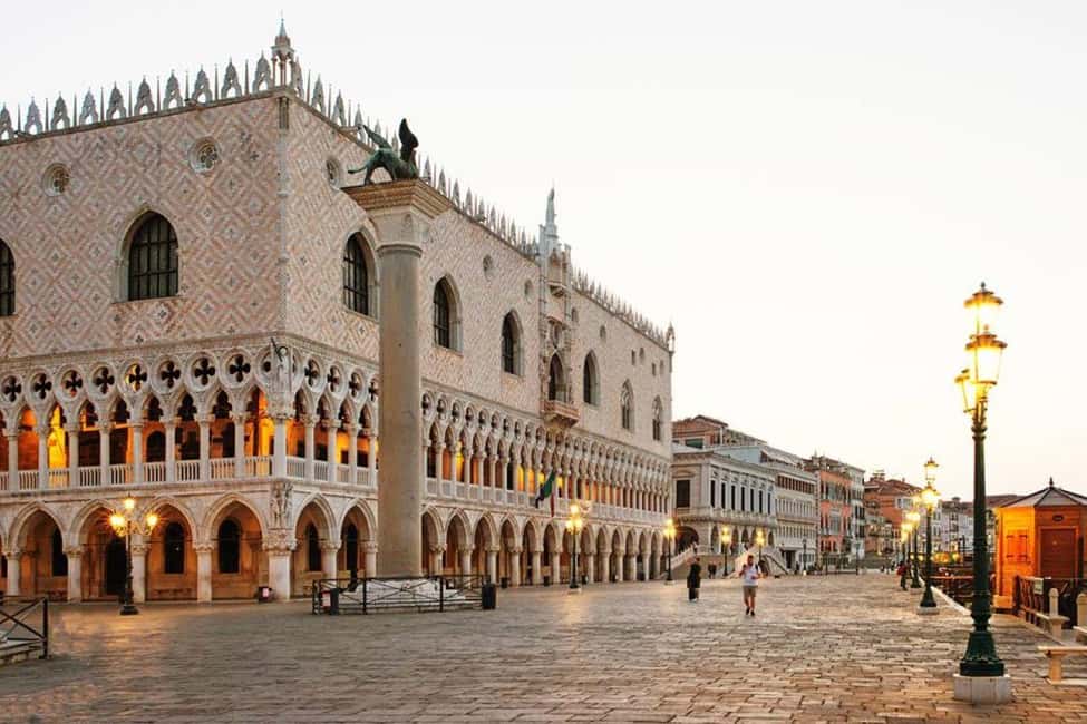 Venetian Lagoon Tour: Visit Murano, Burano and Torcello - Meeting point reality: don’t let confusion steal your time