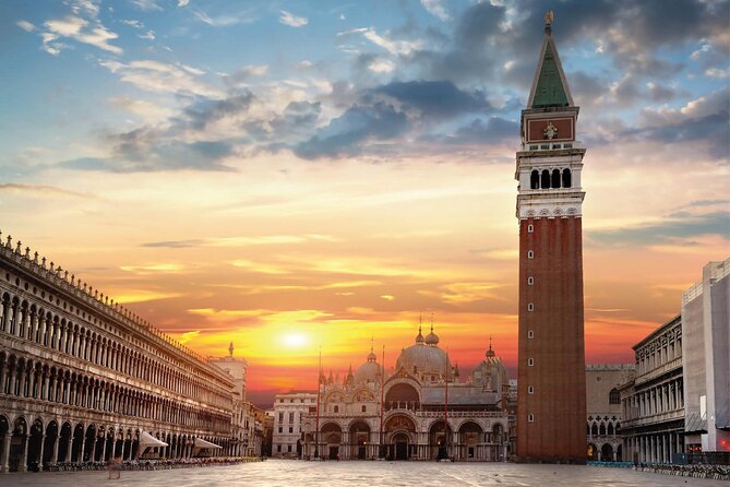 Venezia Walking Tour with Audio and Written Guide by a Local - Key things I’d bookmark before you go