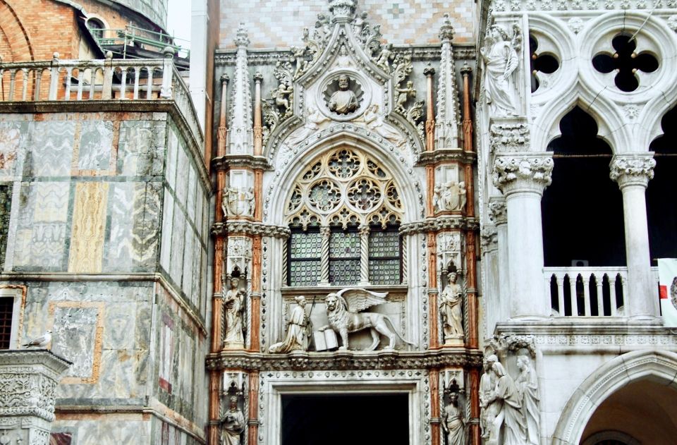 Venice: 1-Hour The Doge's Palace Tour - Tintoretto’s giant oil painting: the moment people remember