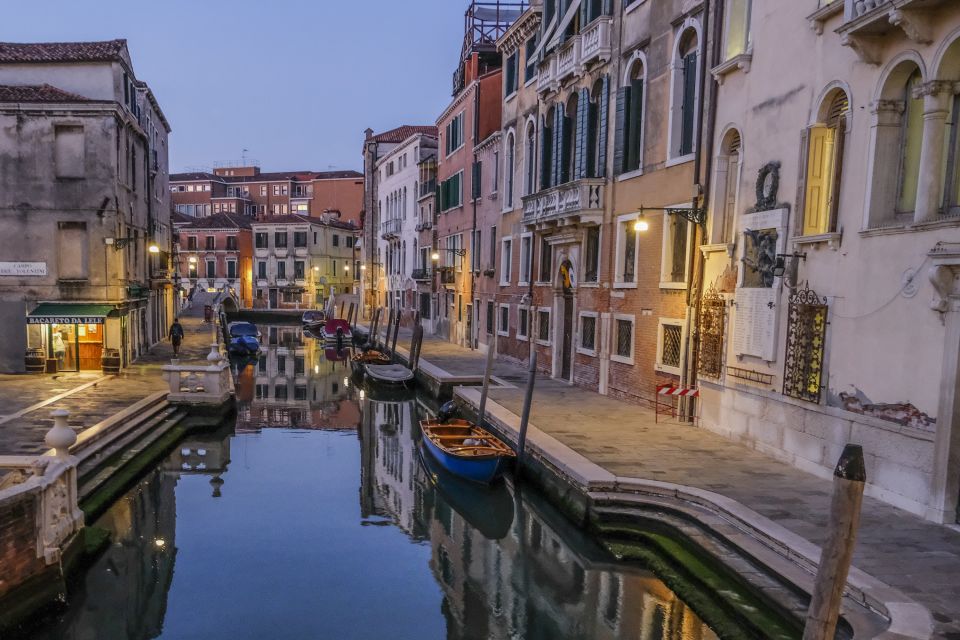 Venice: 2-Hour Private Photo Walk - Meeting on Campo San Giacometto S Polo: start where photos are easy
